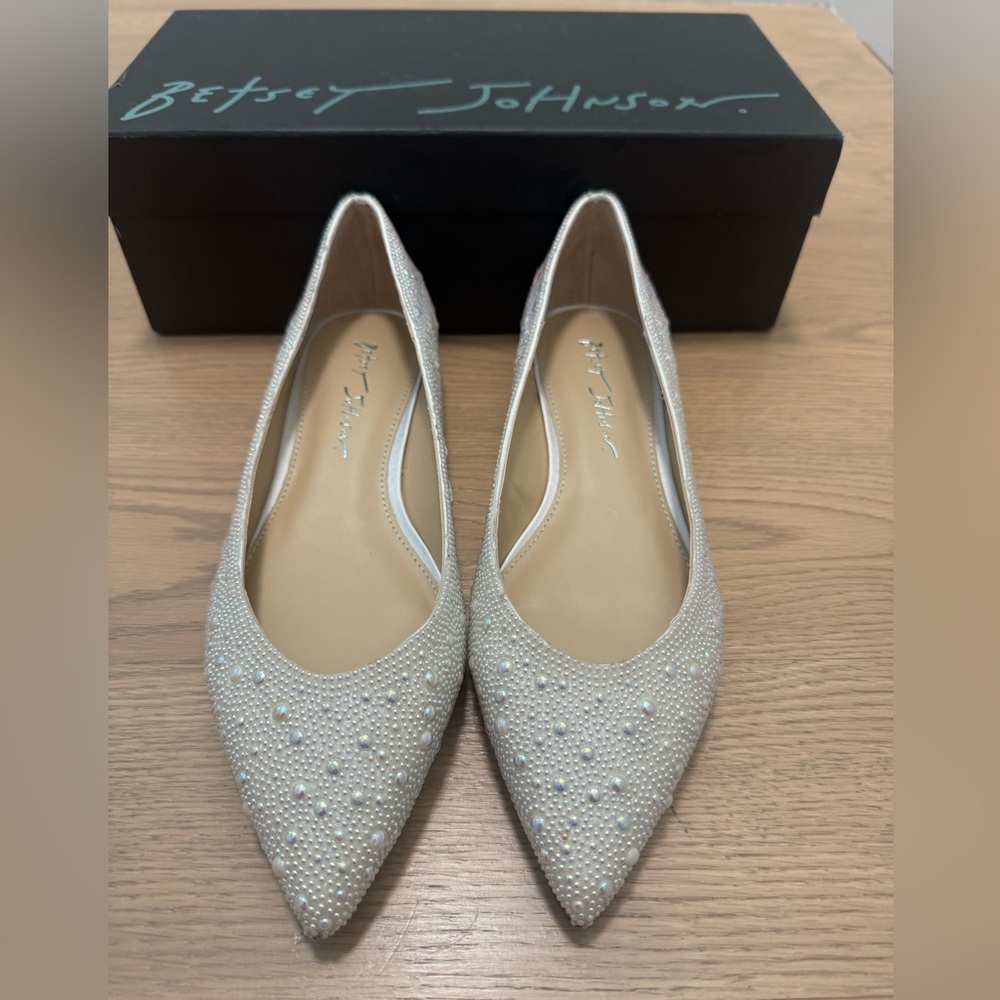 Betsey Johnson Crystal Pavé Pointed Toe Flat - Picture 2 of 9